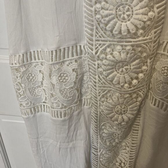 Skies Are Blue Crochet Maxi Dress Womens Large White Boho Kinsey Halter Flowy - Picture 4 of 10